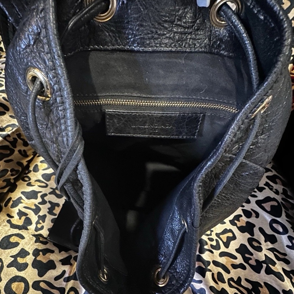 Authentic Balenciaga Traveller Moto Backpack - Picture 8 of 15